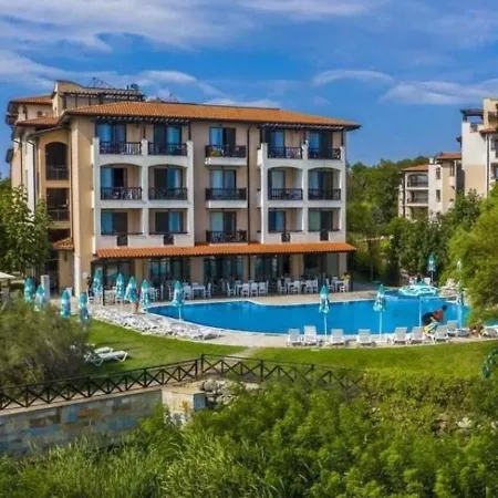度假村 Oasis Del Mare Front 4*